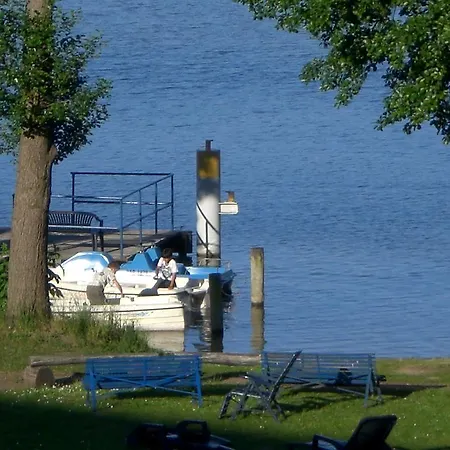 Hotel Faehrkrug 3*