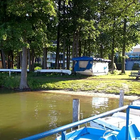 Faehrkrug Hotel 3*